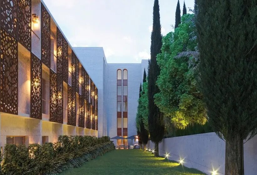 هتل Innside By Meliá Braga Centro