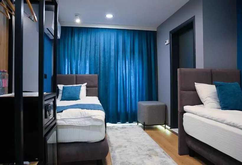 Premium Hotel, Mediterranean Food & Mezze Bar