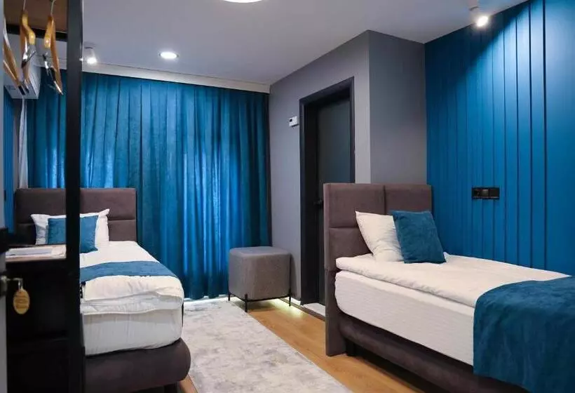 Premium Hotel, Mediterranean Food & Mezze Bar