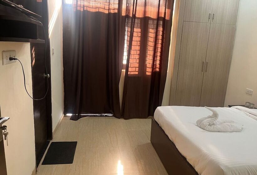 בית מלון כפרי Cleo Elegance Rooms & Banquet