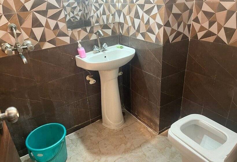 בית מלון כפרי Cleo Elegance Rooms & Banquet