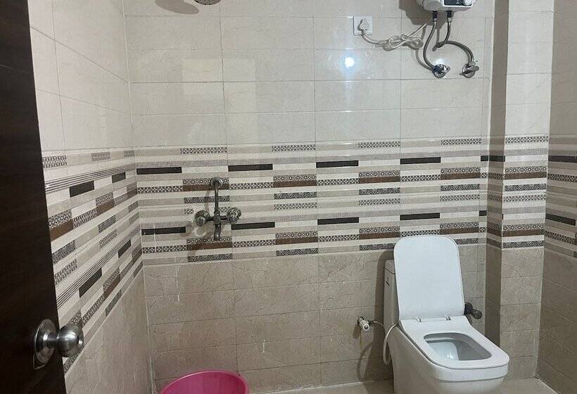 בית מלון כפרי Cleo Elegance Rooms & Banquet