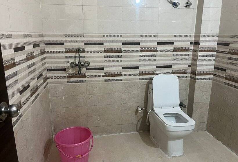 בית מלון כפרי Cleo Elegance Rooms & Banquet