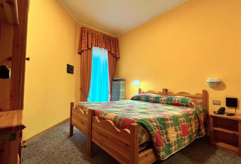 בית מלון כפרי Le Pinete