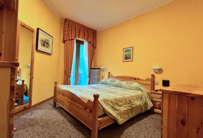 בית מלון כפרי Le Pinete