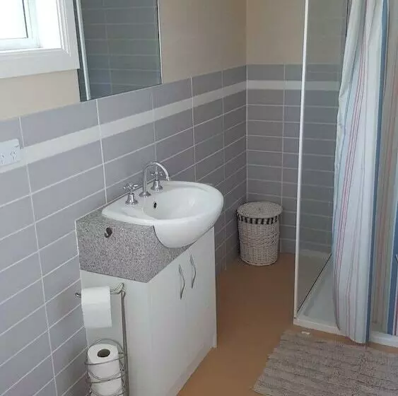 Lomakeskus Browns Rocks Caravan Park