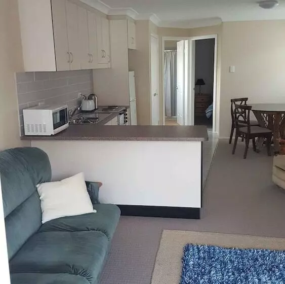 Lomakeskus Browns Rocks Caravan Park