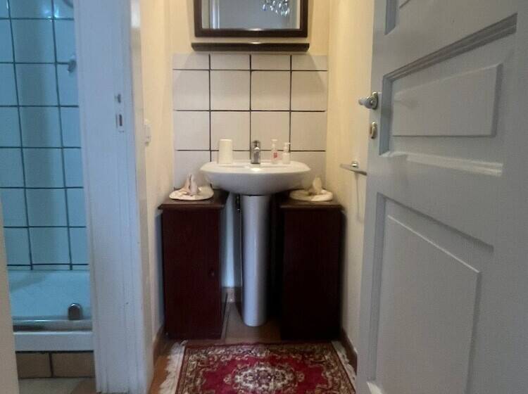 تختخواب و صبحانه Maison Barriera Luxury Suites Salerno City Center