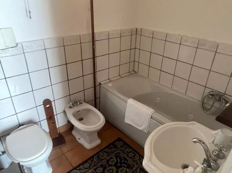 تختخواب و صبحانه Maison Barriera   Luxury Suites   Salerno City Center