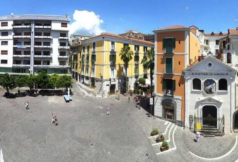 تختخواب و صبحانه Maison Barriera Luxury Suites Salerno City Center