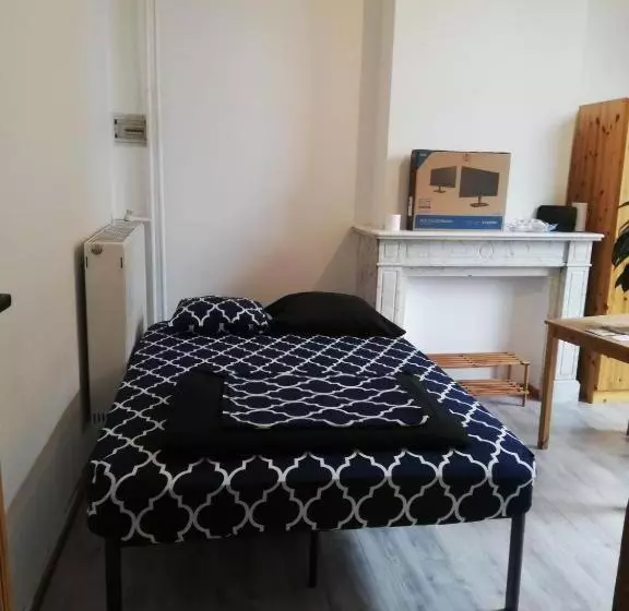 European District Hostel