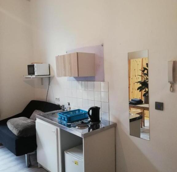 European District Hostel