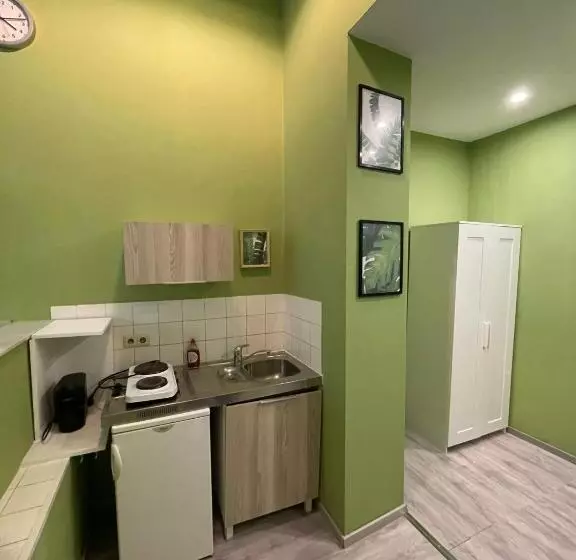 European District Hostel