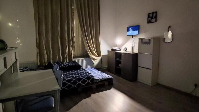 European District Hostel