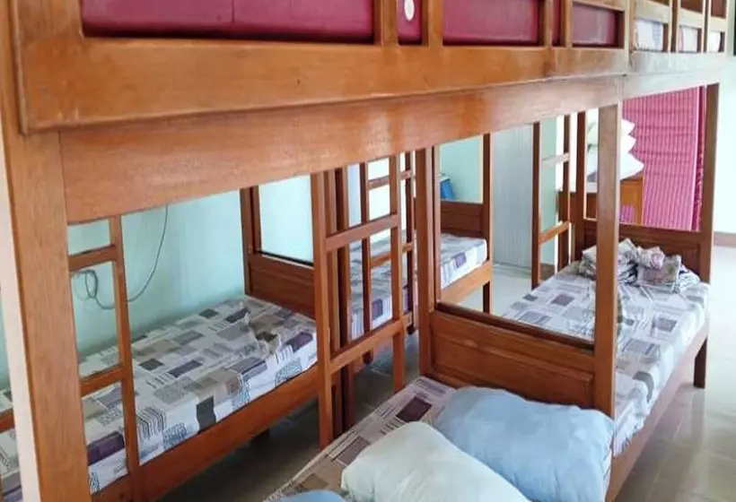 Hotelli Awel Seashore Inn Near Surf Spot