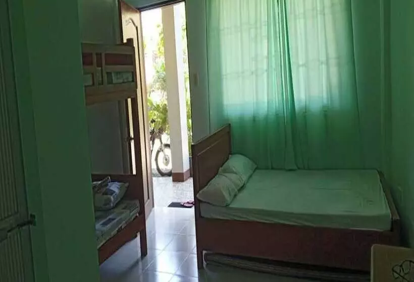 Hotelli Awel Seashore Inn Near Surf Spot