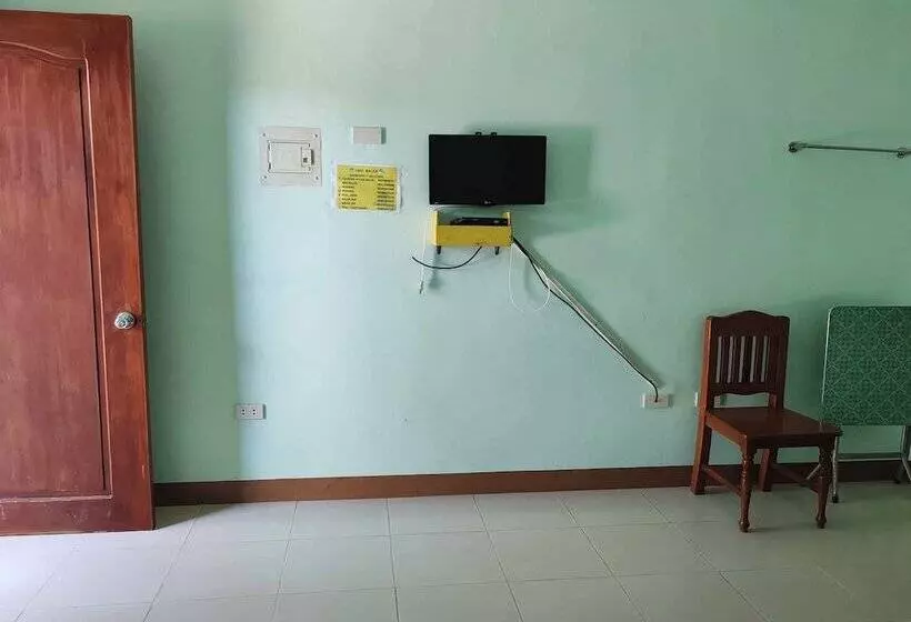 Hotelli Awel Seashore Inn Near Surf Spot