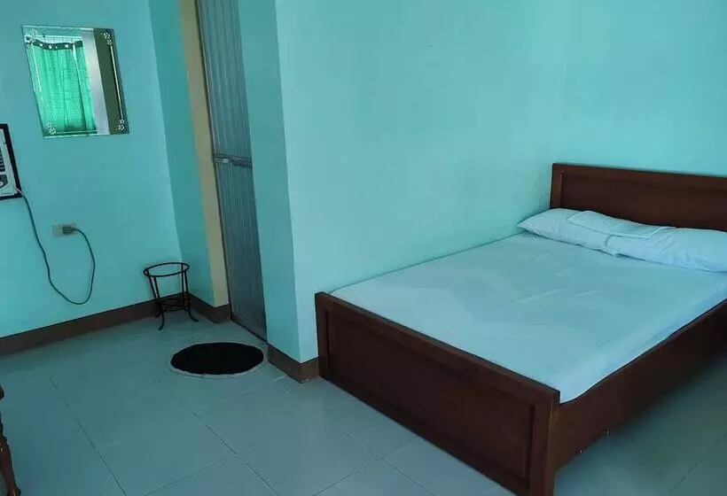 Hotelli Awel Seashore Inn Near Surf Spot