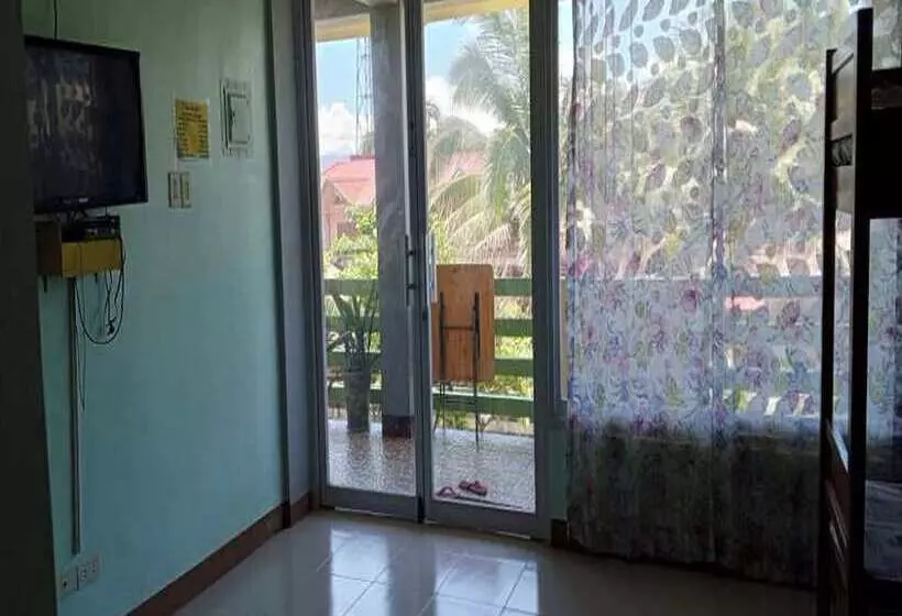 Hotelli Awel Seashore Inn Near Surf Spot