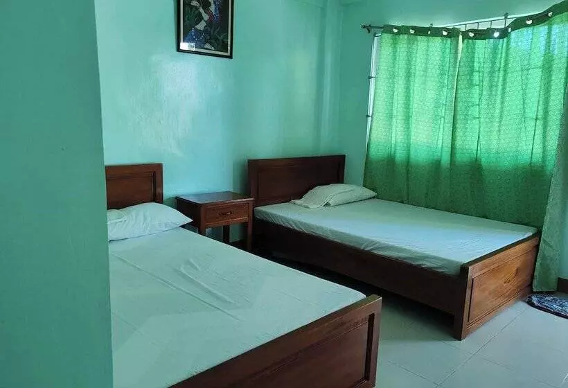 Hotelli Awel Seashore Inn Near Surf Spot