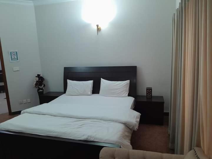 هتل Royalvilla Guest House Karachi 1