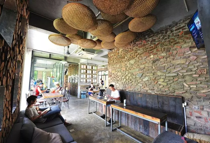 ユースホステル Yangshuo Sudder Street Guesthouse