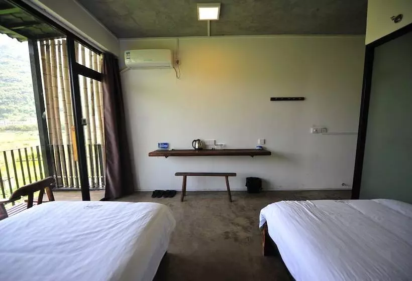 ユースホステル Yangshuo Sudder Street Guesthouse