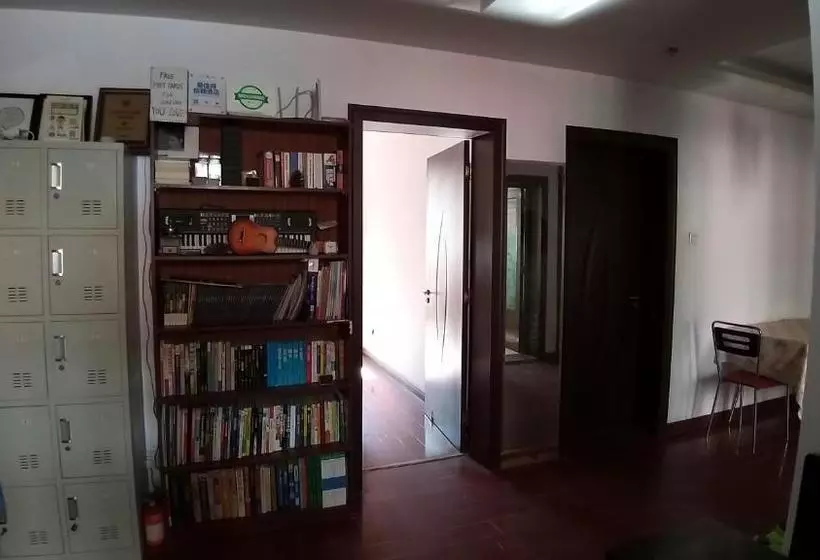 Makerhouse Hostel