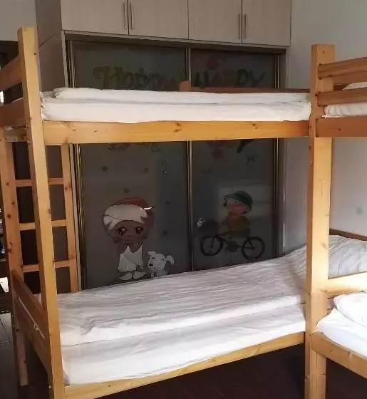 Makerhouse Hostel