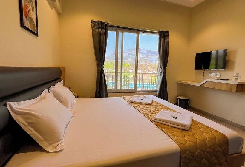 Riverain Valley Resort