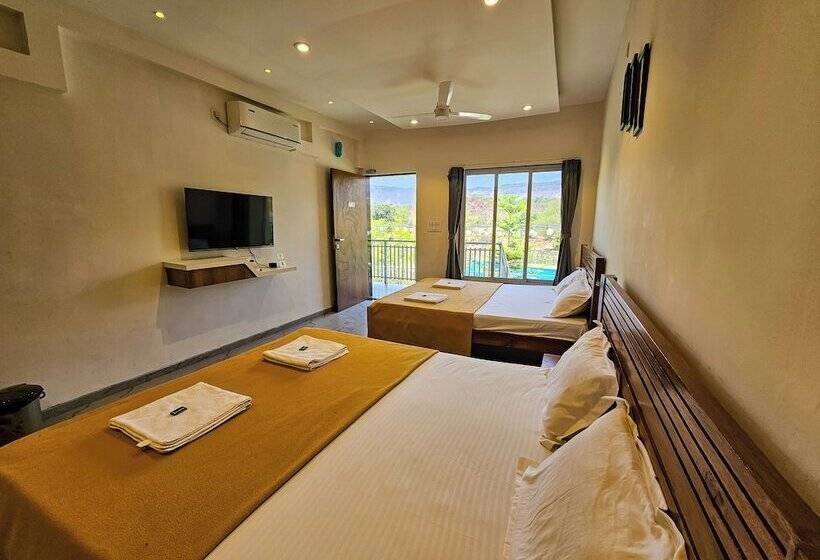 Riverain Valley Resort