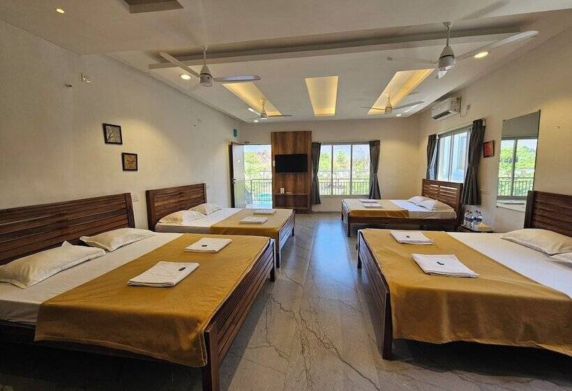 Riverain Valley Resort