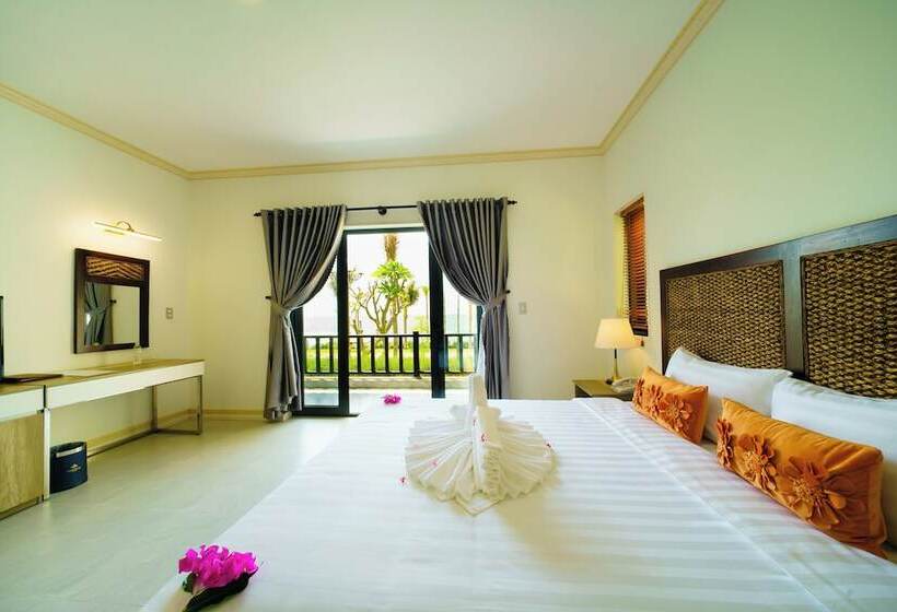 Blooming Lotus Resort