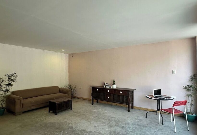 Mosaic Liwliwa Hotel Near Beach