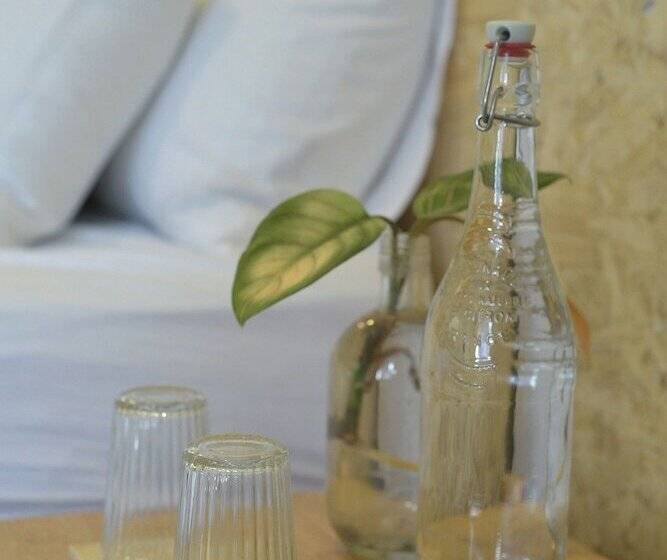 Mosaic Liwliwa Hotel Near Beach