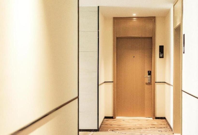 Отель City Comfort Inn Luohe Huanghe Plaza