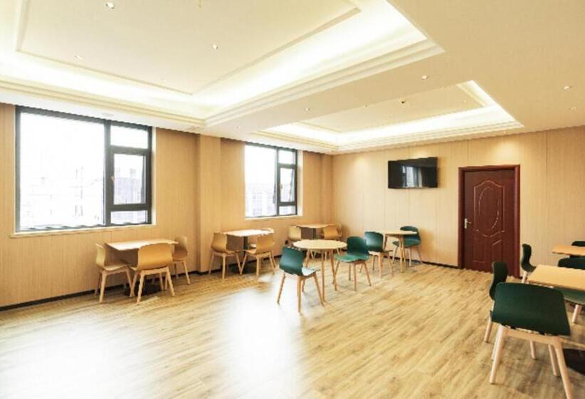 Отель City Comfort Inn Luohe Huanghe Plaza