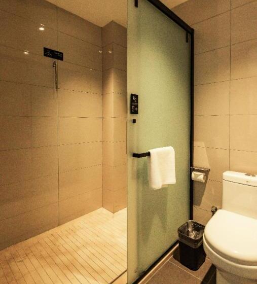 Отель City Comfort Inn Luohe Huanghe Plaza