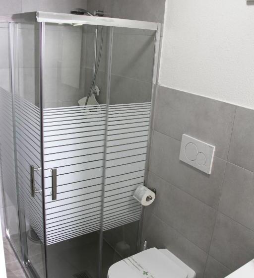 Hotel Rest And Restaurant In Roveredo