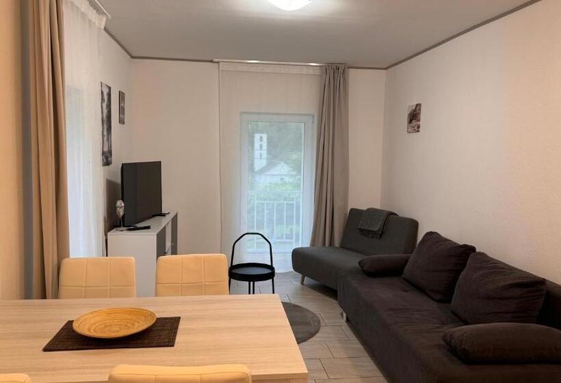 Hotel Rest And Restaurant In Roveredo