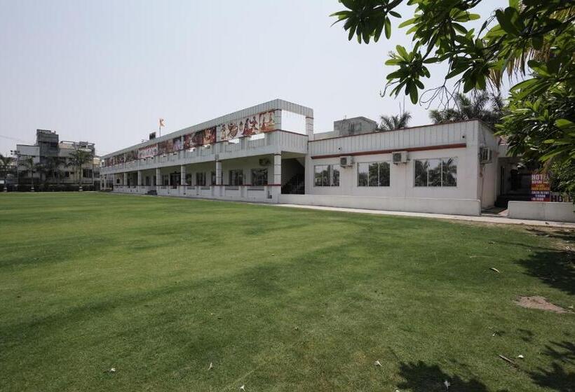 בית מלון כפרי Royal Inn