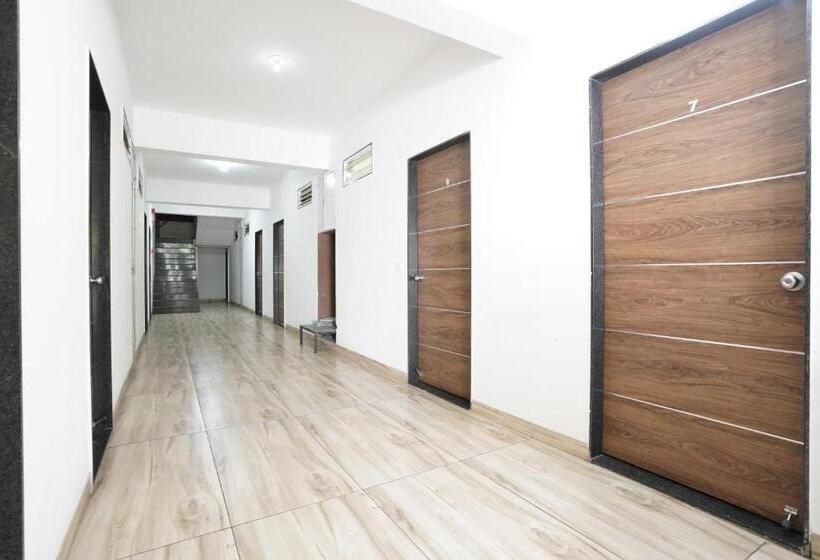 בית מלון כפרי Royal Inn