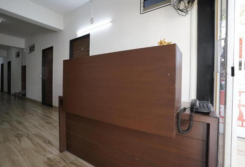 בית מלון כפרי Royal Inn