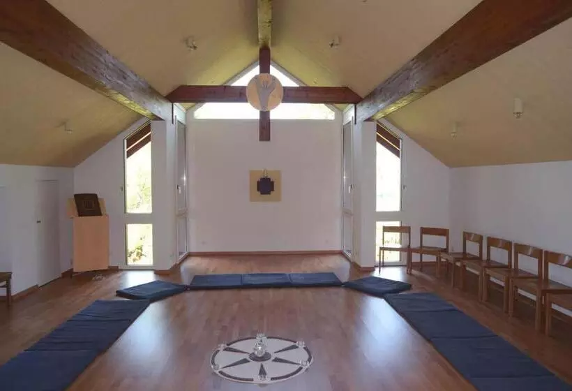 ホテル Zentrumranft Seminarhaus   Haus Der Stille