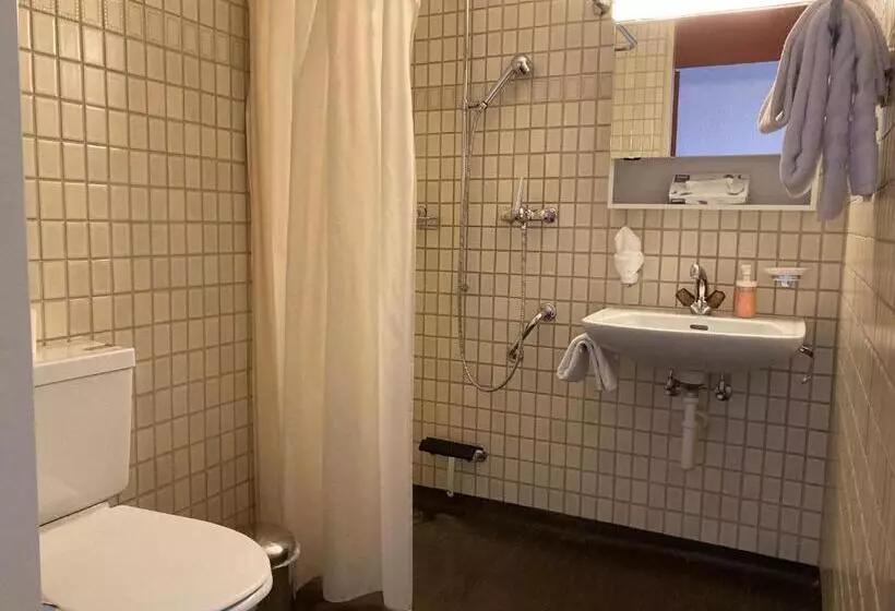 ホテル Zentrumranft Seminarhaus   Haus Der Stille