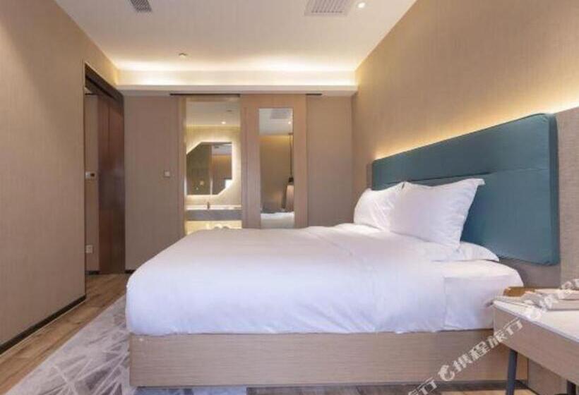 Zmax Hotels Shenzhen Lianhuacun Metro Station