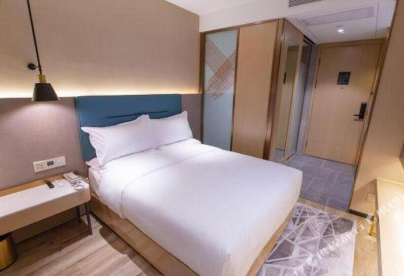 Zmax Hotels Shenzhen Lianhuacun Metro Station