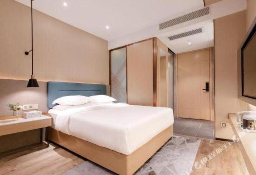 Zmax Hotels Shenzhen Lianhuacun Metro Station