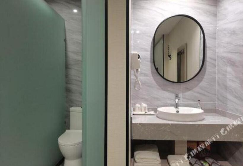 Borrman Hotel Ji An Railway Station Jinggangshan University