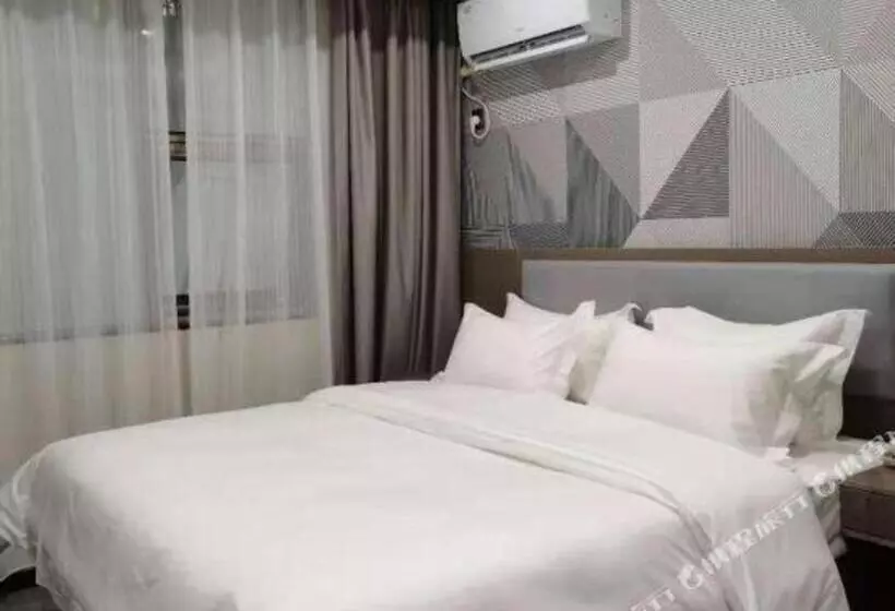 Borrman Hotel Ji An Railway Station Jinggangshan University